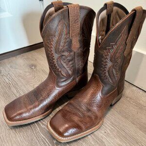 Mens Ariat Boots 10 - **Worn Once**